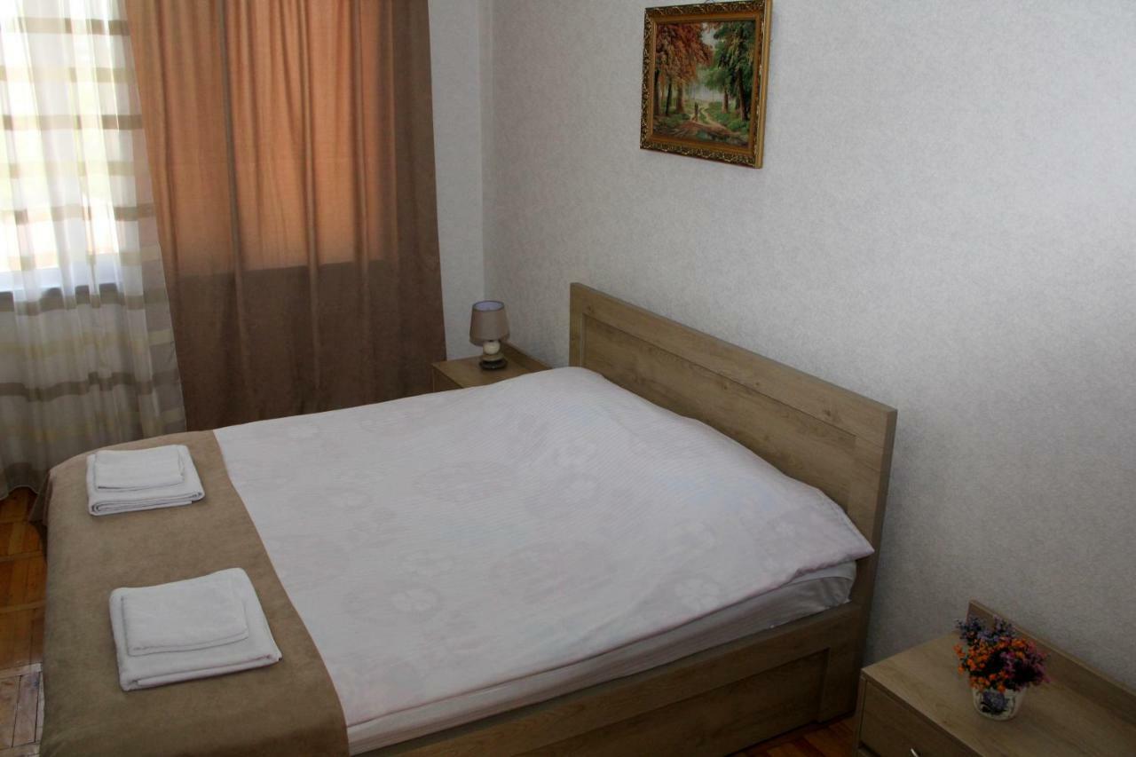 Prometheus Apartment Tskaltubo Buitenkant foto